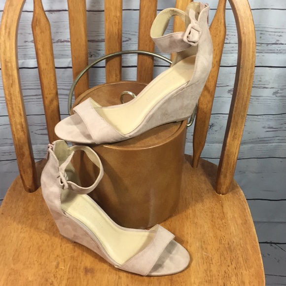 Chinese Laundry Shoes - Chinese Laundry ankle strap beige wedge heels